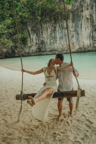 Krabi on film, Krabi photography, Krabi photographer, Krabi film style, Krabi film production, Krabi film, Nostalgia photography, Hong Island, Boat photography, Longtail boat photography